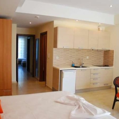 Lessioti Apartments Methana Ngoại thất bức ảnh