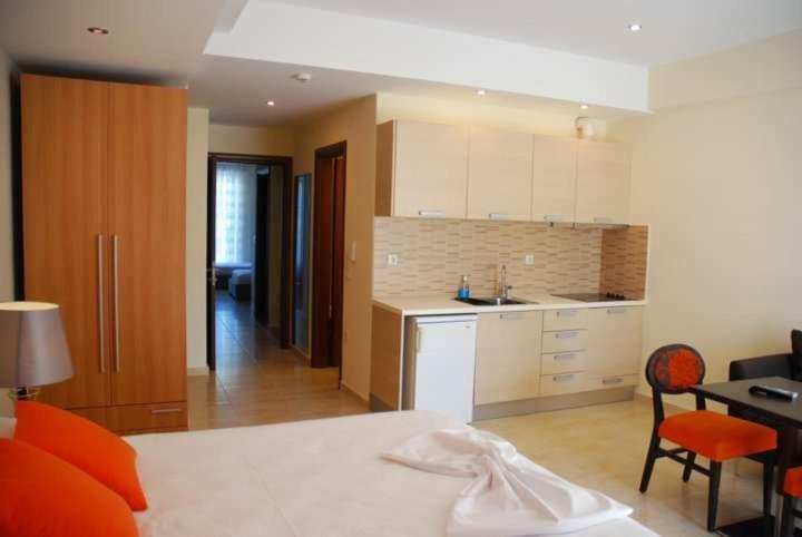 Lessioti Apartments Methana Ngoại thất bức ảnh